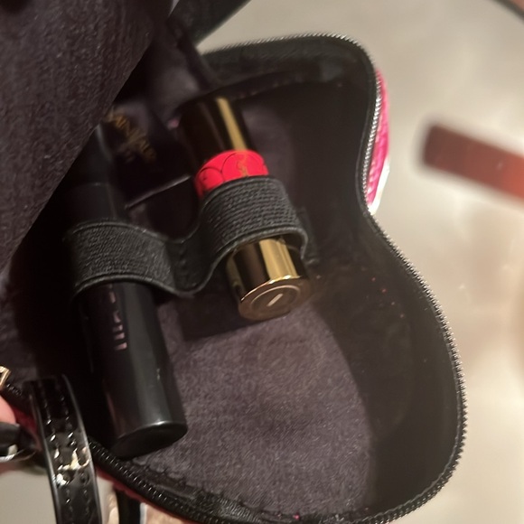 YSL - SAINT LAURENT Beaute Heart Pouch w/Mirror Set - Picture 7 of 9